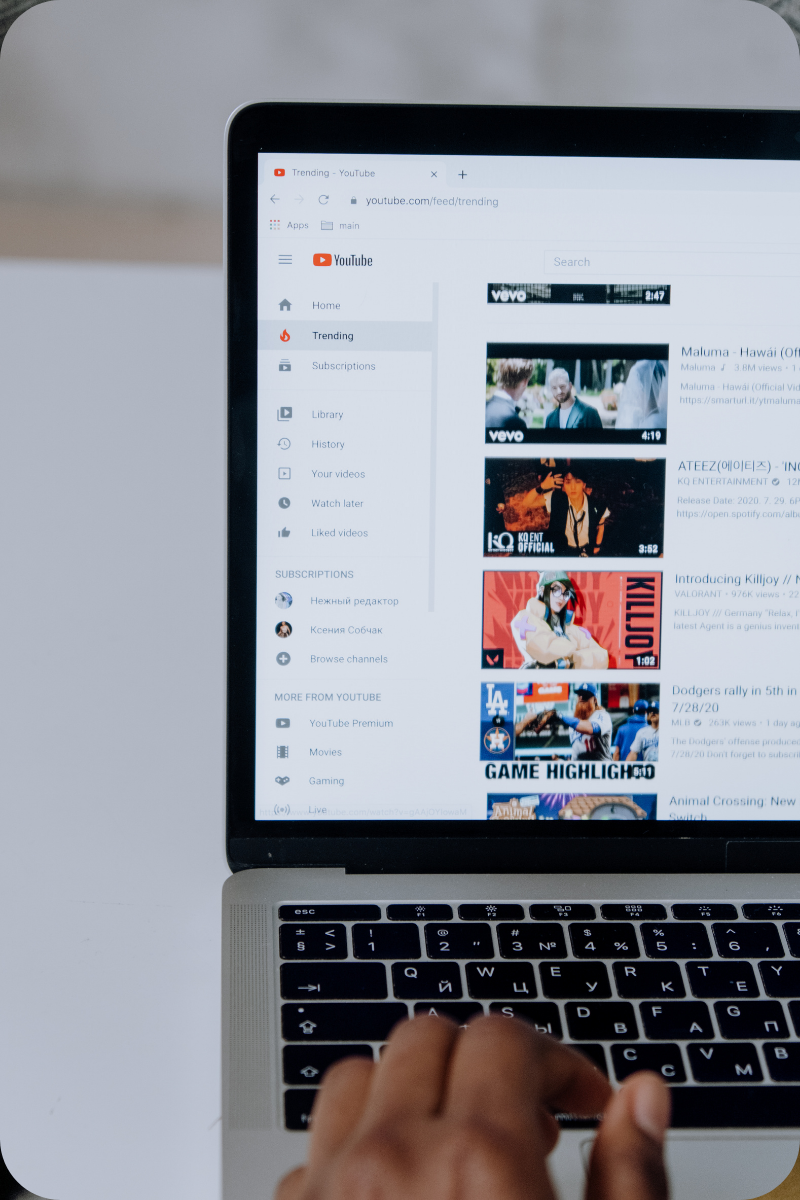 【十月精選】我試過且愛上的事物｜電影、電子報、頻道、書籍